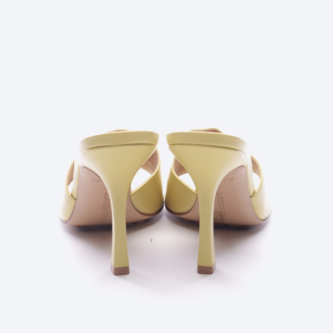 Image 3 of Heeled Sandals in EUR 37 in color Yellow | Vite EnVogue