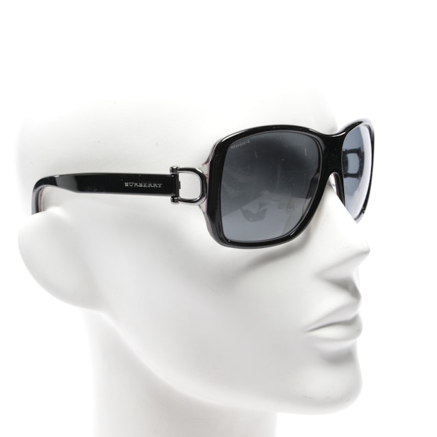 Sunglasses from Burberry in Black B4009 | Vite EnVogue