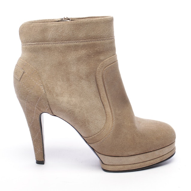 Image 1 of Ankle Boots from Chanel in Tan size 40 EUR New | Vite EnVogue