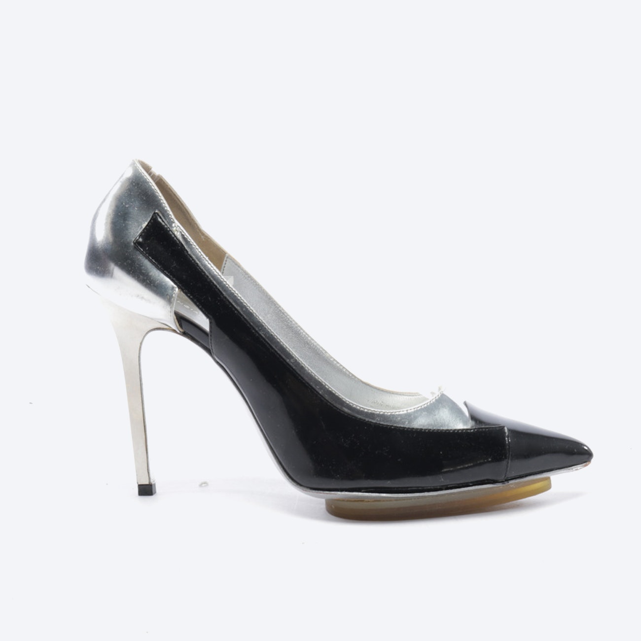 Image 1 of High Heels in EUR38 in color Metallic | Vite EnVogue