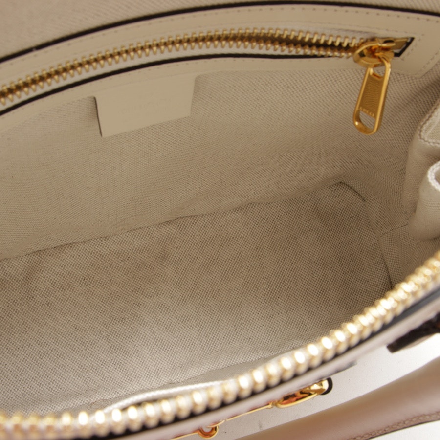 Image 5 of Handbag in color White | Vite EnVogue