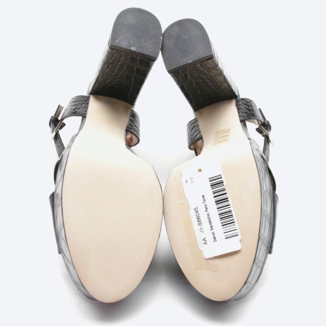 Image 4 of Heeled Sandals in EUR 40 in color Black | Vite EnVogue
