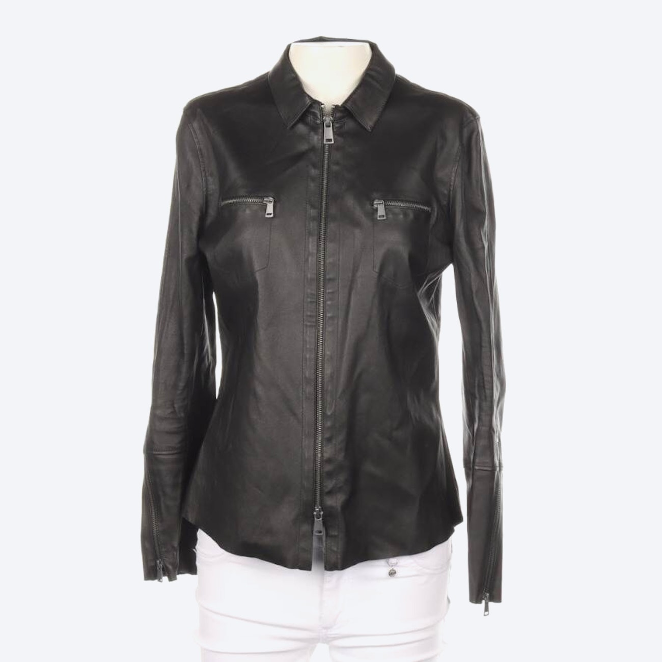 Image 1 of LeatherJacket in 38 in color Black | Vite EnVogue