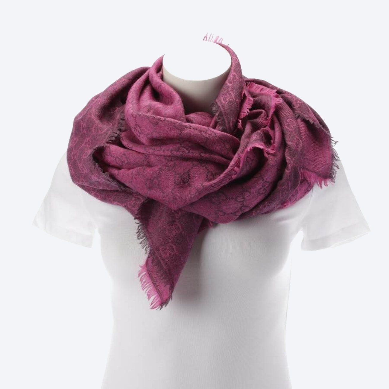 Image 1 of Scarf in color Pink | Vite EnVogue
