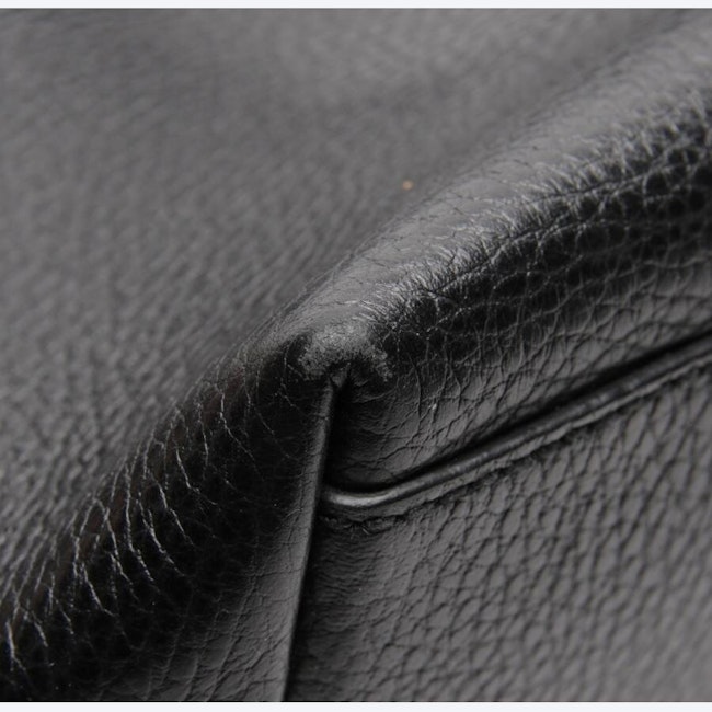 Image 8 of Handbag in color Black | Vite EnVogue