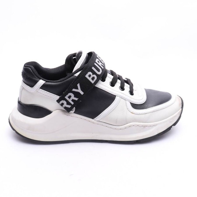 Image 1 of Sneakers in EUR 39 | Vite EnVogue