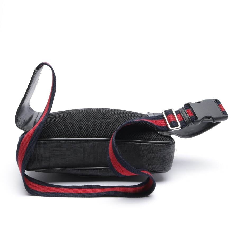 Image 3 of Belt Bag in color Black | Vite EnVogue