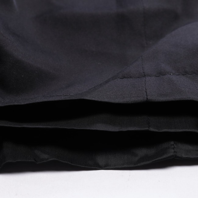 Image 5 of Silk Skirt in 38 in color Black | Vite EnVogue