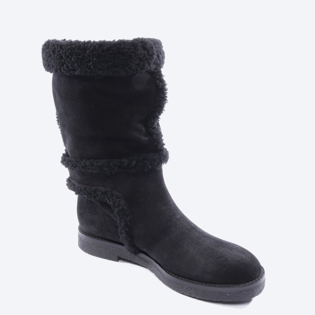 Image 2 of boots from Louis Vuitton in black size D 37 - snowy flat boot helped | Vite EnVogue