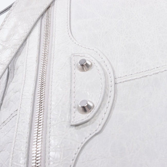 Image 9 of Shoulder Bag in color Gray | Vite EnVogue