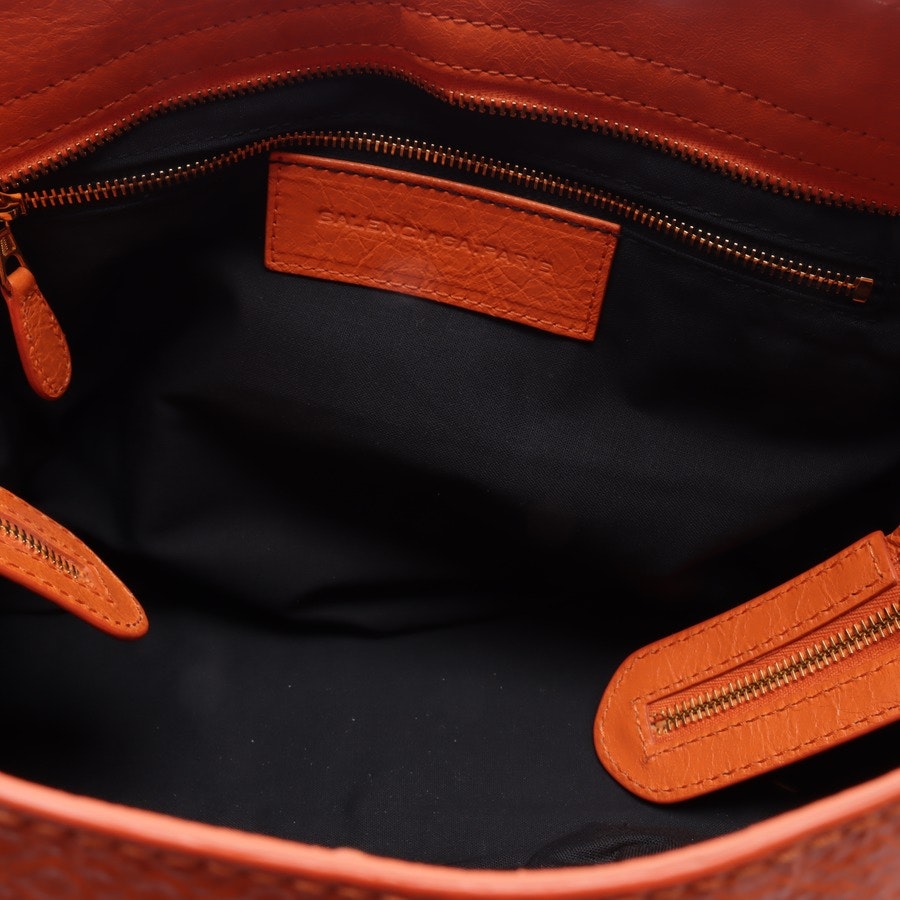 Handtasche von Balenciaga in Orange Classic City Neu