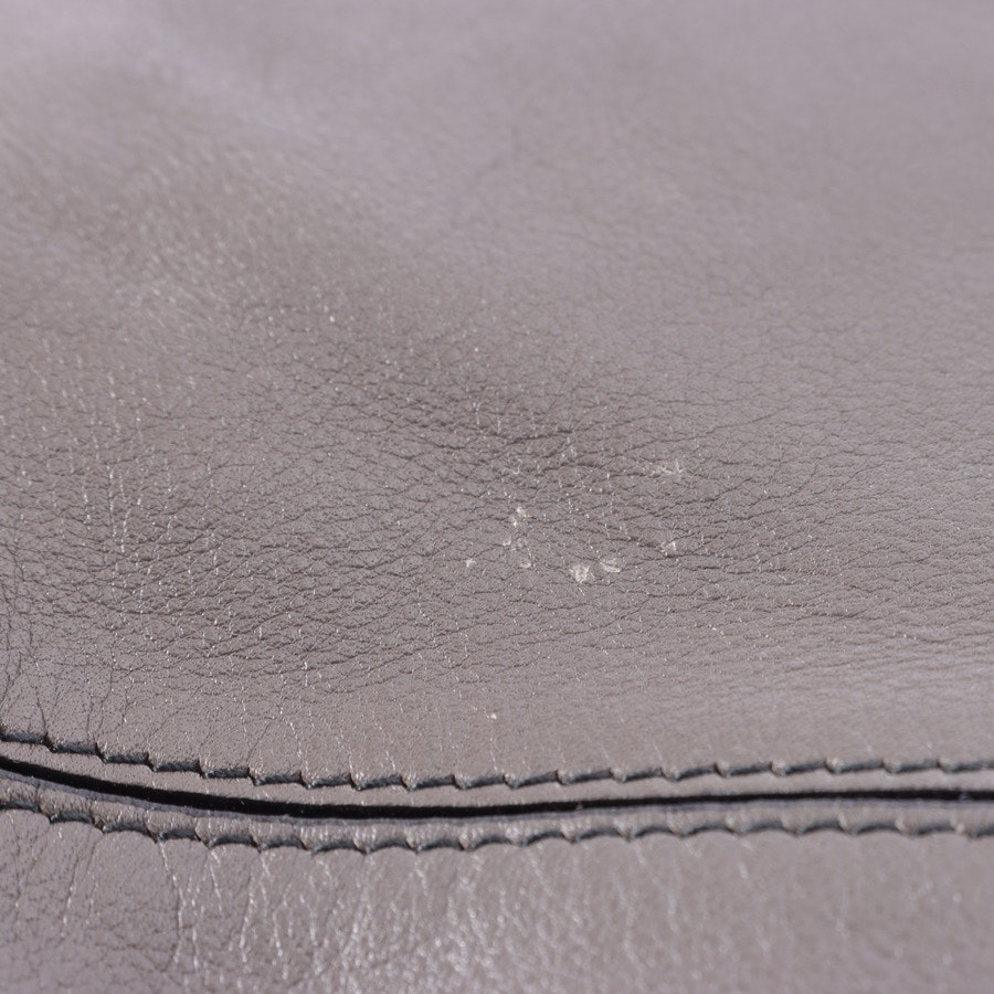 Image 8 of Shoulder Bag in color Gray | Vite EnVogue