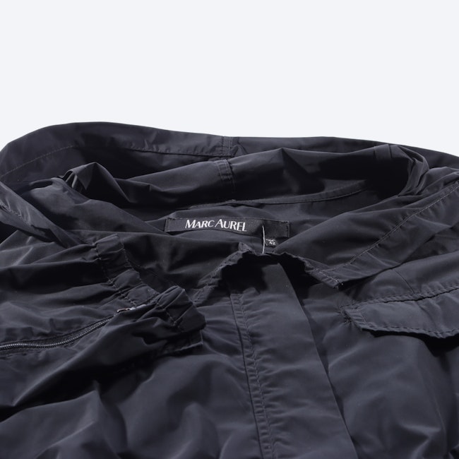 Image 3 of Between-seasons Jacket in 42 in color Black | Vite EnVogue