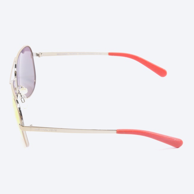 Bild 3 von Sonnenbrille von Michael Kors in Gold und Rot MK 5004 Chelsea | Vite EnVogue